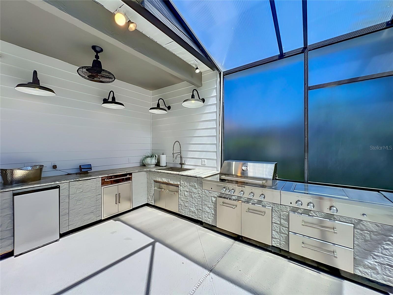 KINGS COVE - Residential