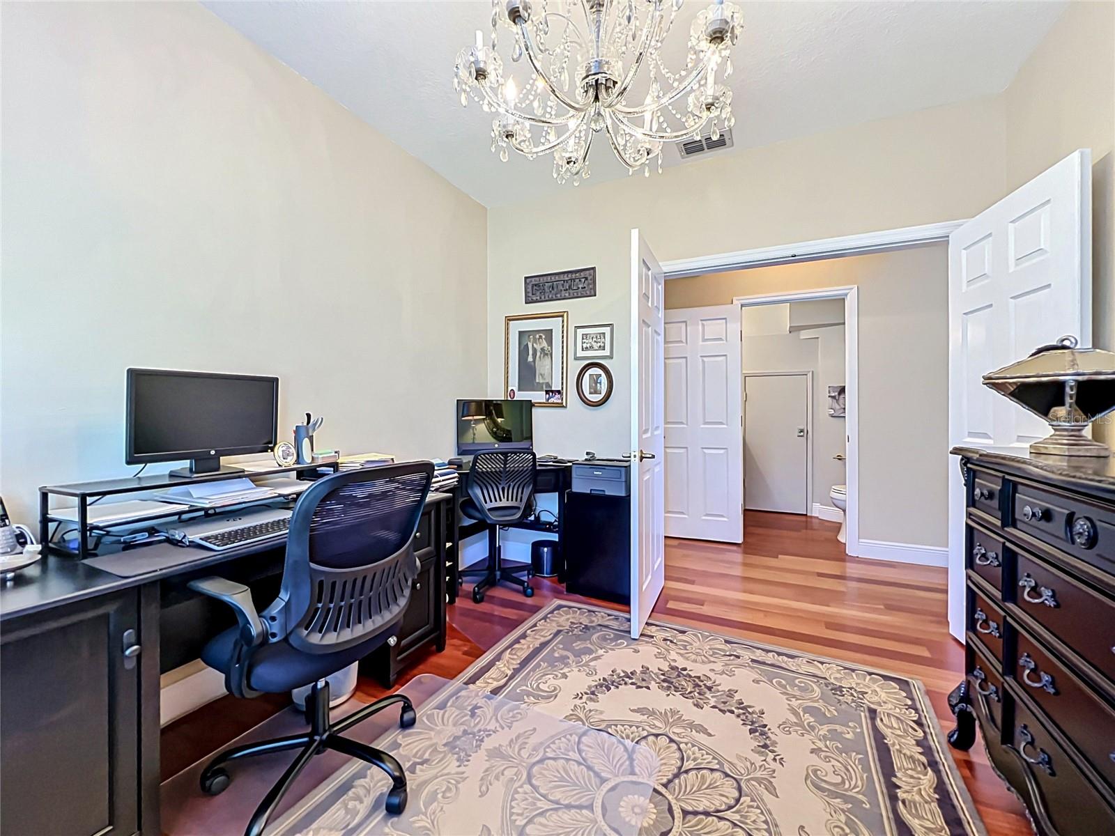 KINGS COVE - Residential