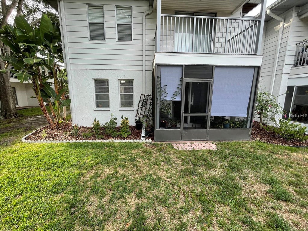 Photo of 10800 Us Highway 19 N #110, Pinellas Park, FL 33782 (MLS # A4710566)