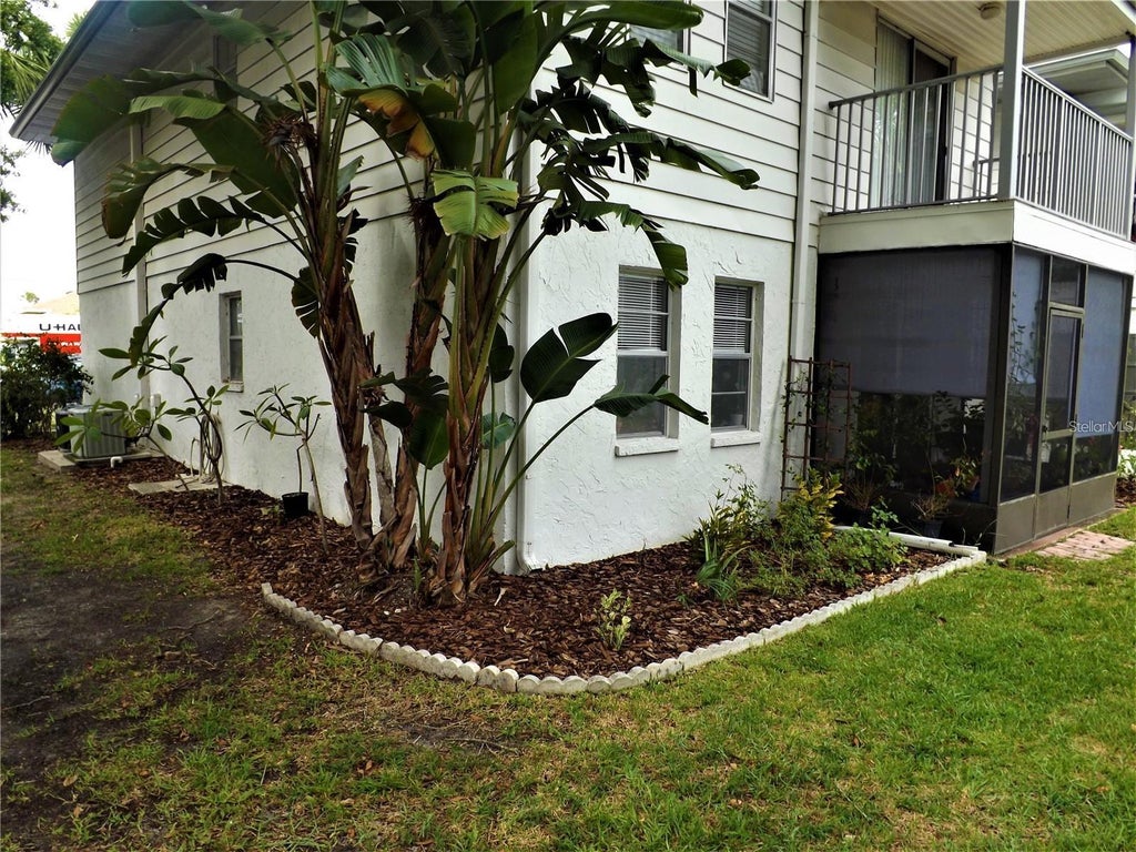 Photo of 10800 Us Highway 19 N #110, Pinellas Park, FL 33782 (MLS # A4710566)