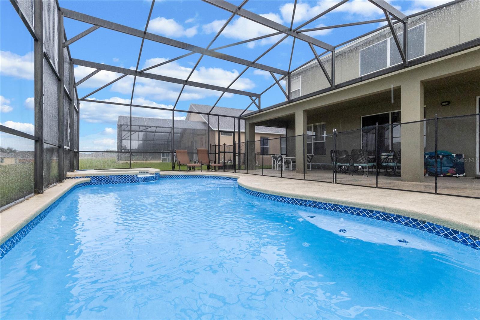 EMERALD ISL RSRT PH5A - Residential