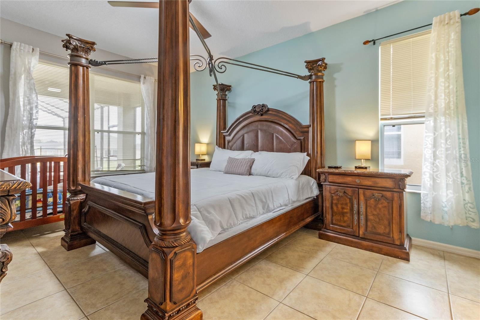 EMERALD ISL RSRT PH5A - Residential