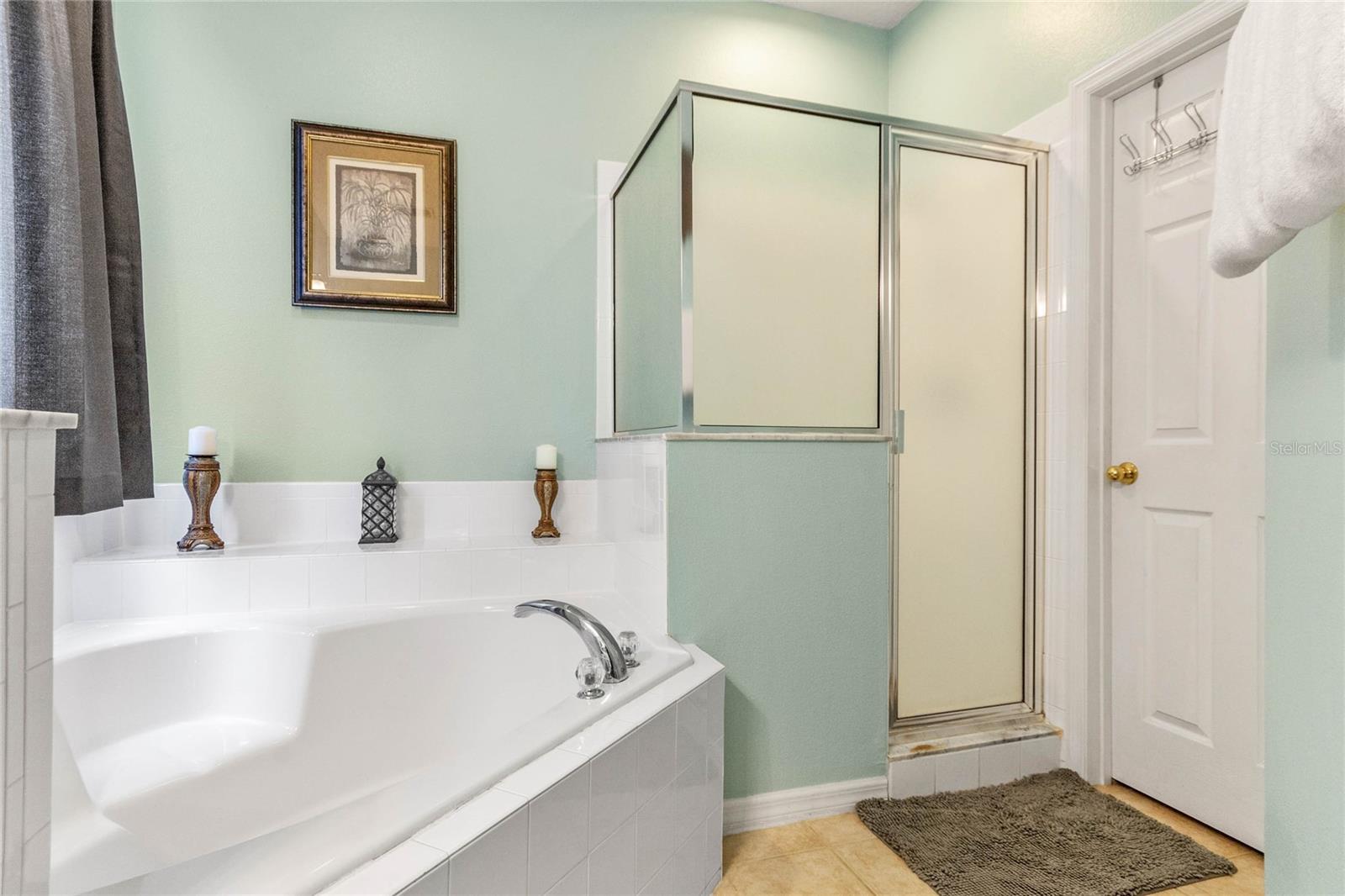 EMERALD ISL RSRT PH5A - Residential