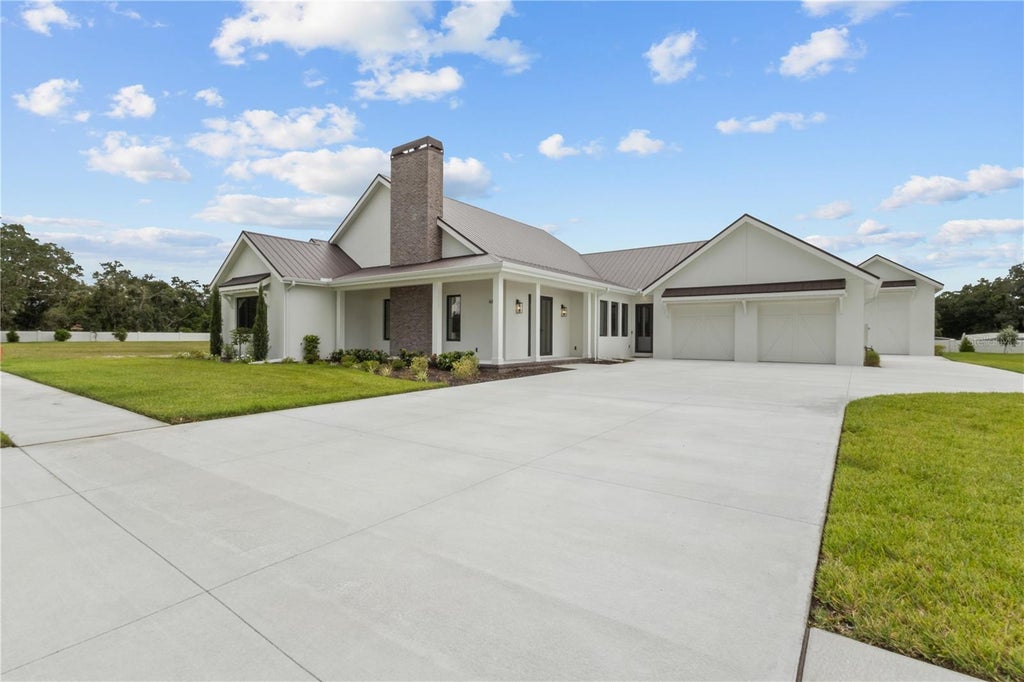 Photo of 6609 Paladin Court, Sarasota, FL 34241 (MLS # A4705723)
