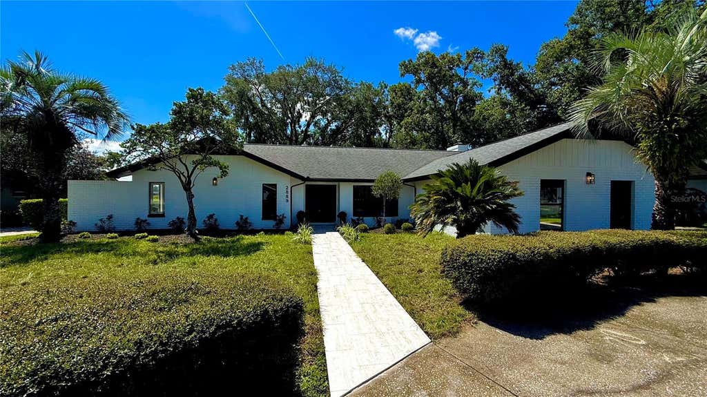Photo of 2889 Hammock Drive, Plant City, FL 33566 (MLS # TB8537282)
