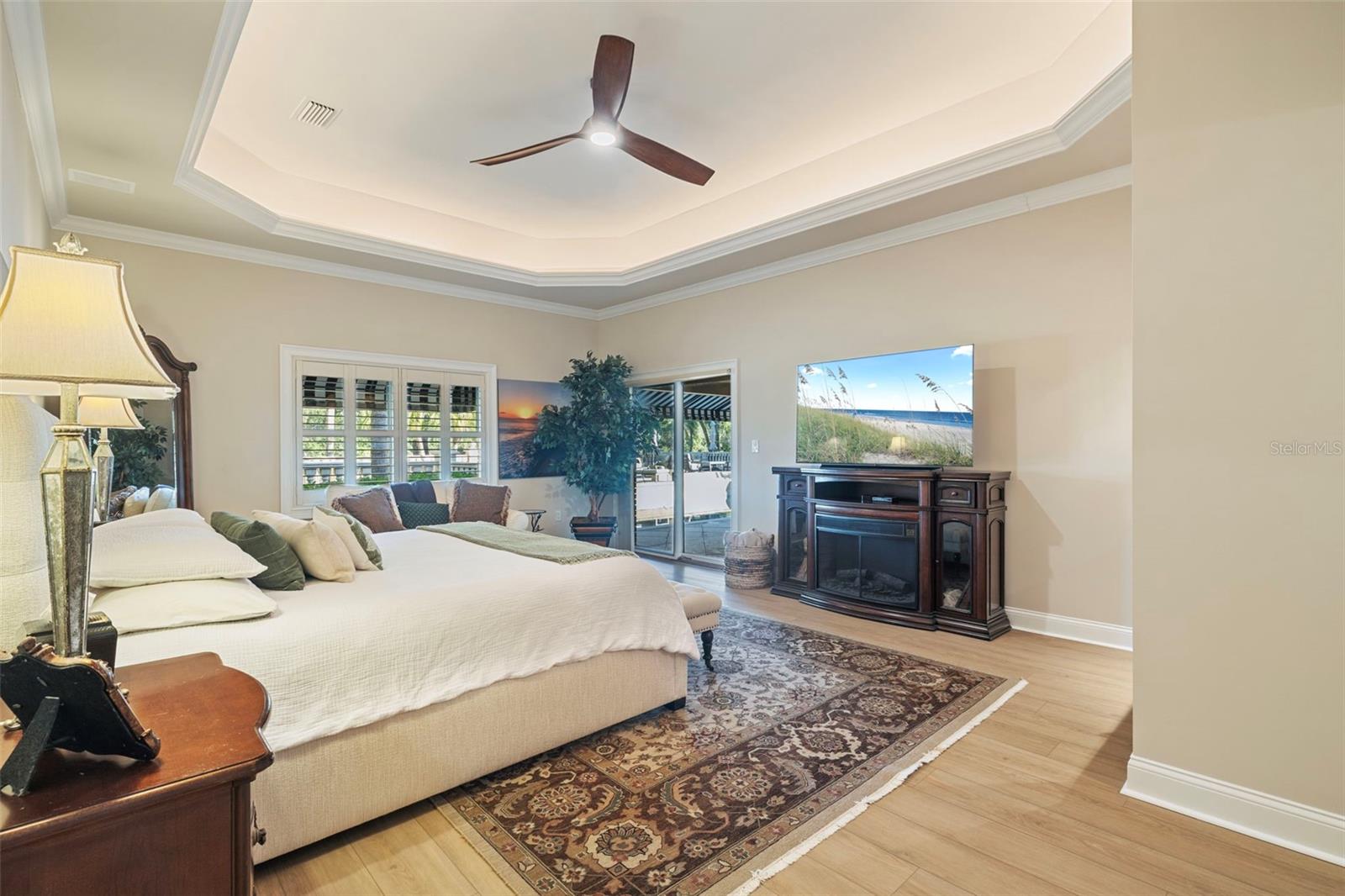 CHEVAL POLO & GOLF CL PHAS - Residential