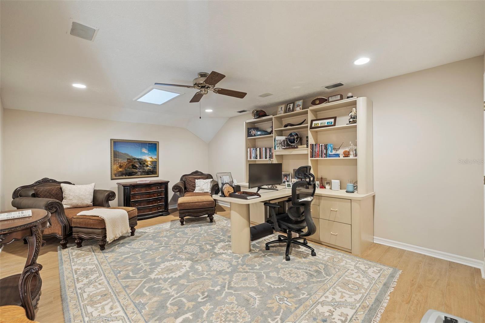 CHEVAL POLO & GOLF CL PHAS - Residential