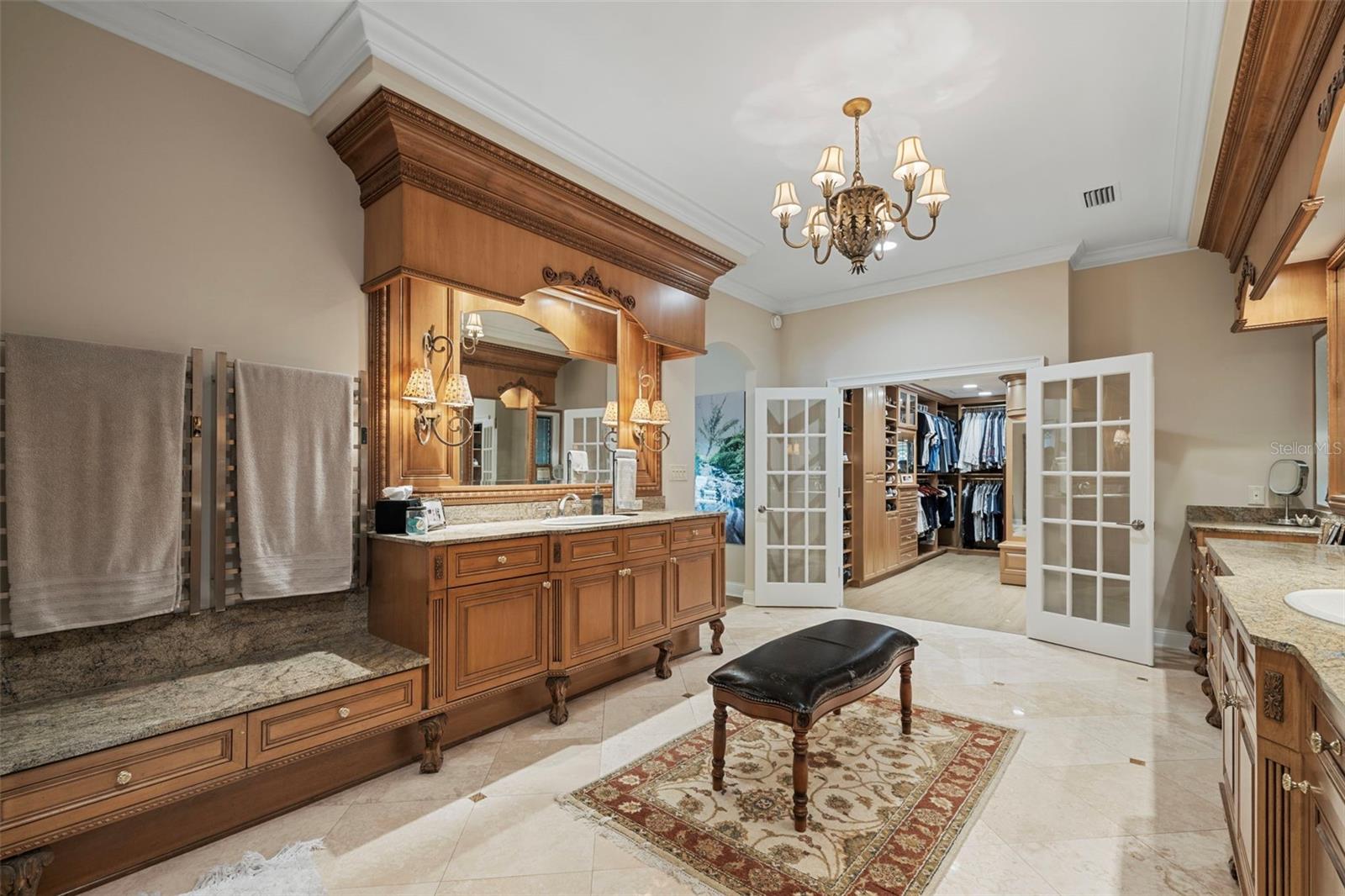 CHEVAL POLO & GOLF CL PHAS - Residential