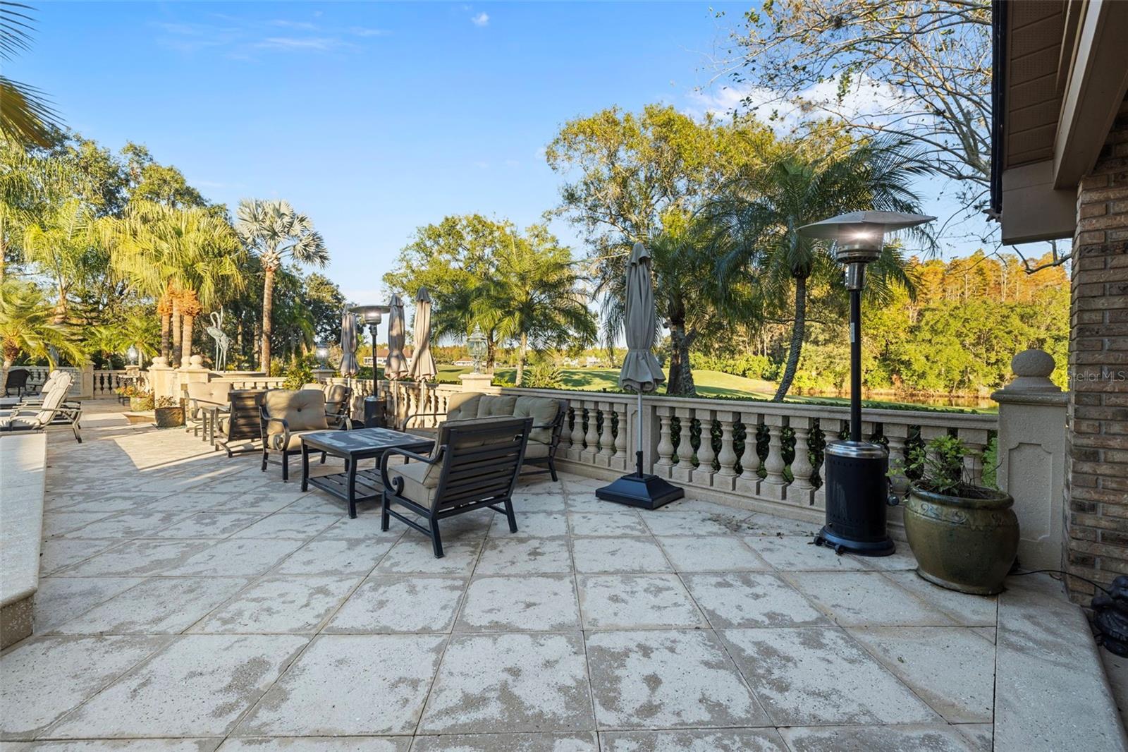 CHEVAL POLO & GOLF CL PHAS - Residential