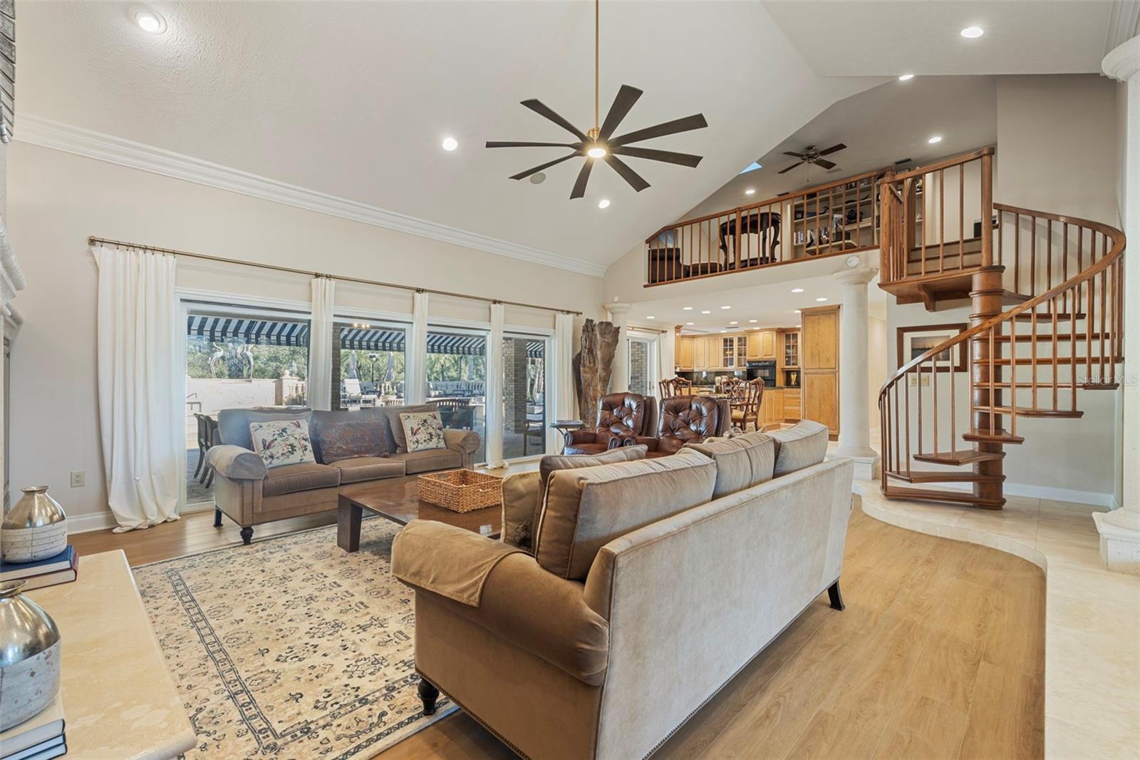 CHEVAL POLO & GOLF CL PHAS - Residential