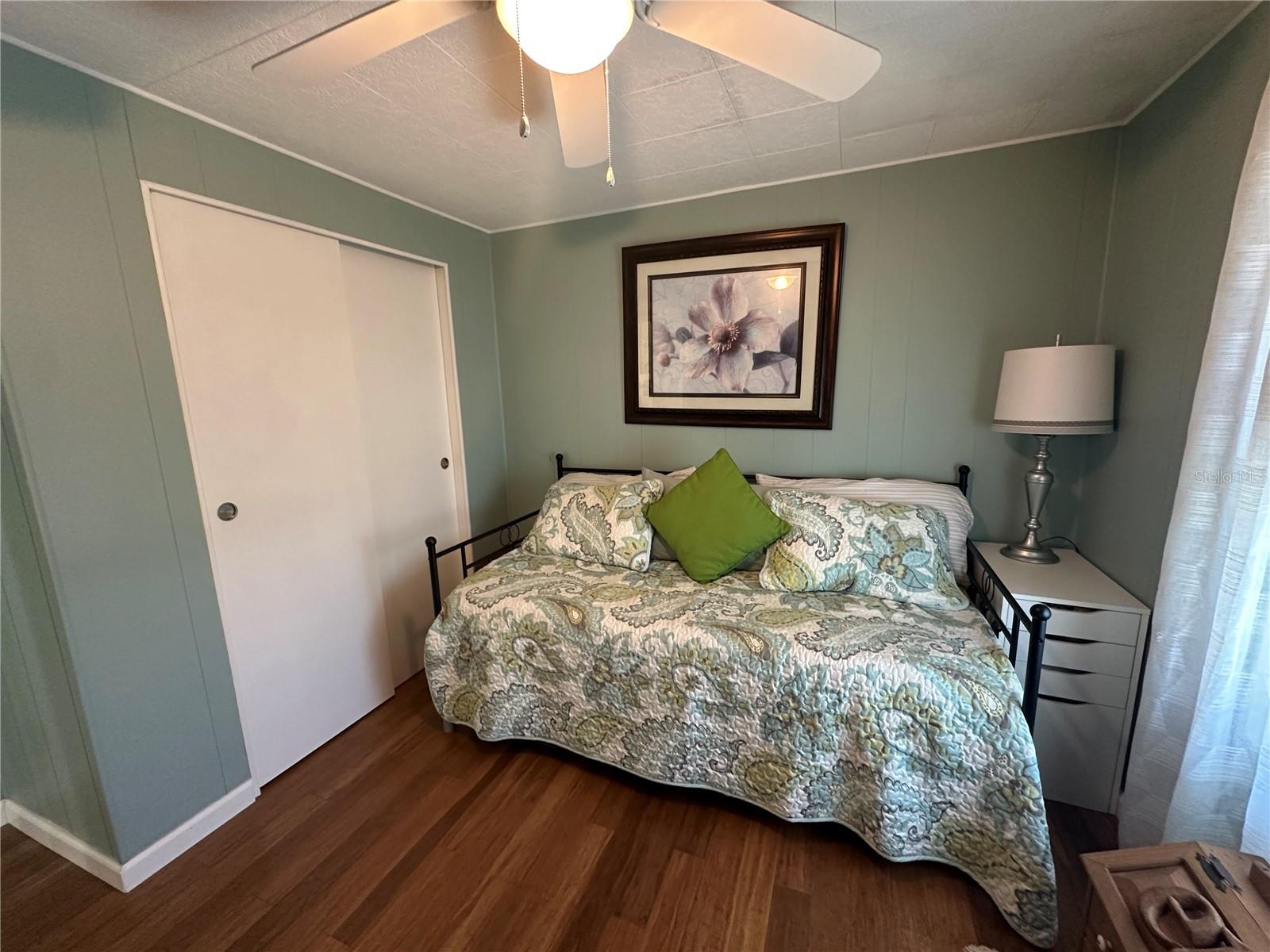 HARBOR ISLES II - Residential