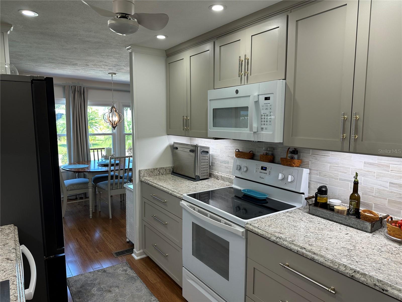 HARBOR ISLES II - Residential