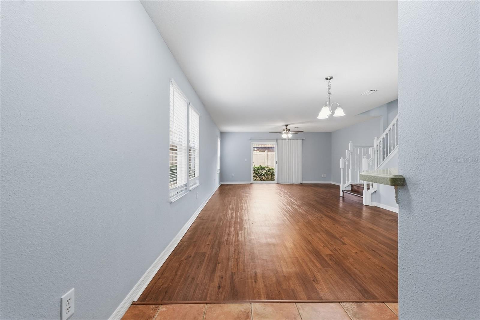 2505 HARN BOULEVARD 1