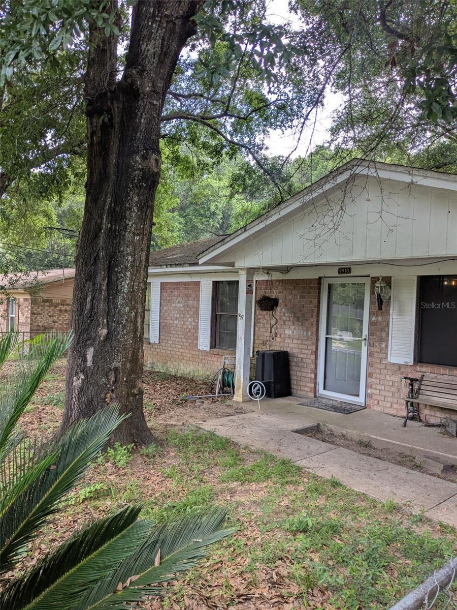 Photo of 9910 Oak Haven Road, Pensacola, FL 32526 (MLS # O6451464)
