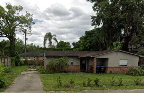 Photo of 928 W Fairbanks Avenue, Orlando, FL 32804 (MLS # O6391251)