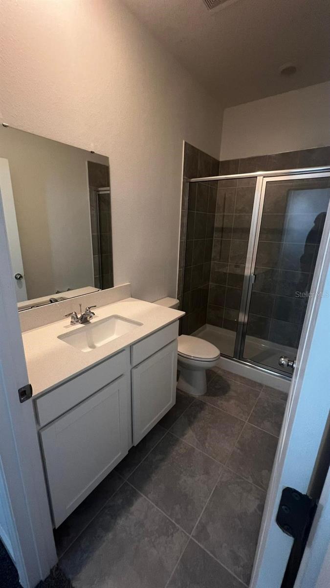 CASCADES PH 1A & 1B - Residential Lease