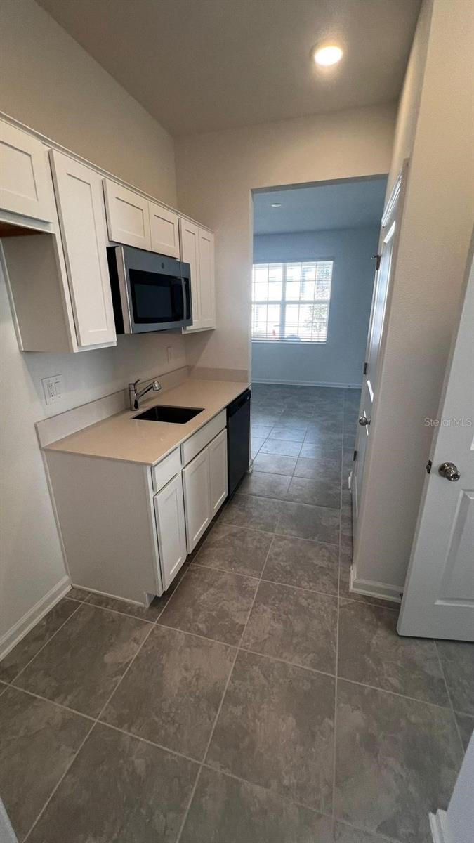 CASCADES PH 1A & 1B - Residential Lease