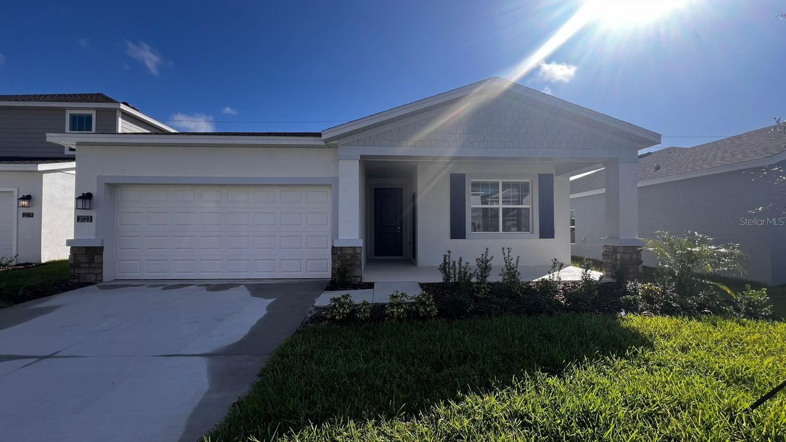 CASCADES PH 1A & 1B - Residential Lease