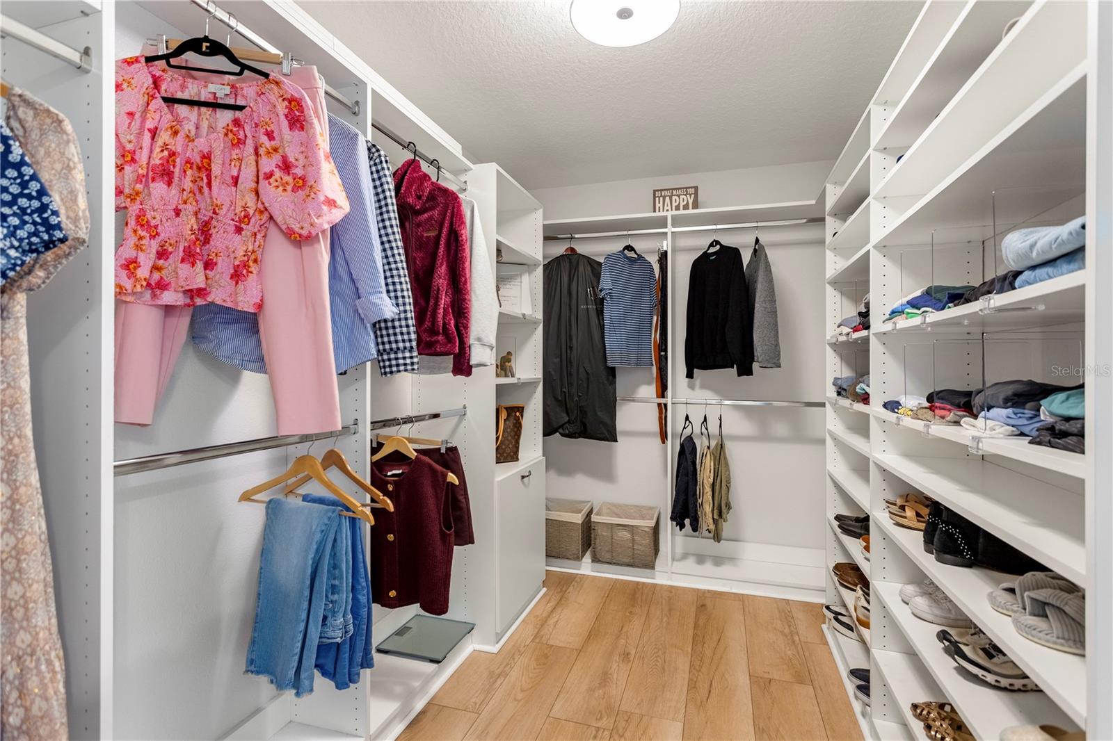 JOHNS LAKE POINTE A & S - Residential