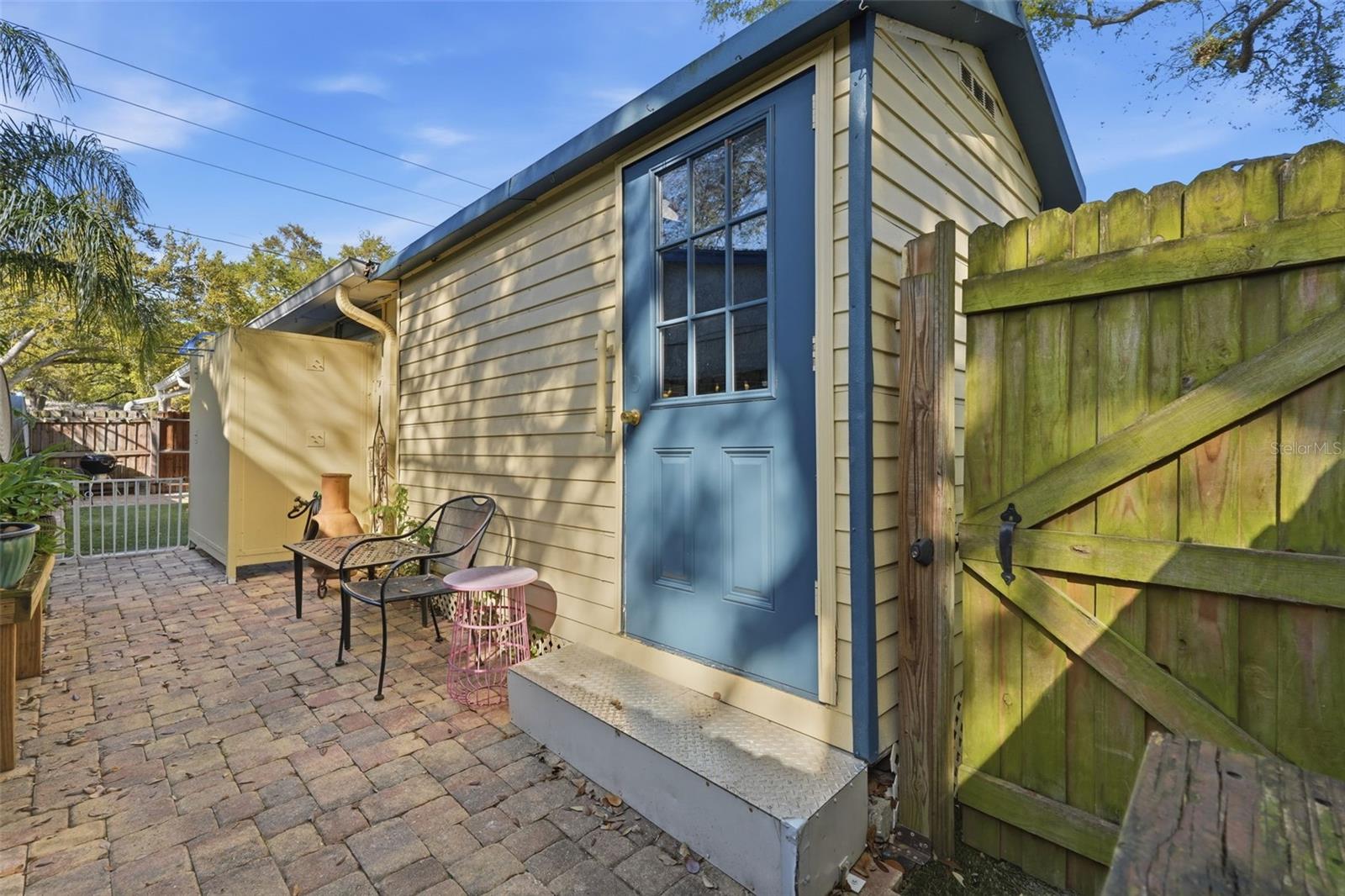 ROOSEVELT GROVES - Residential