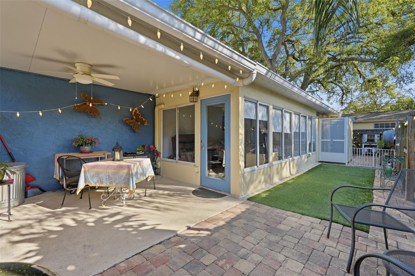 ROOSEVELT GROVES - Residential