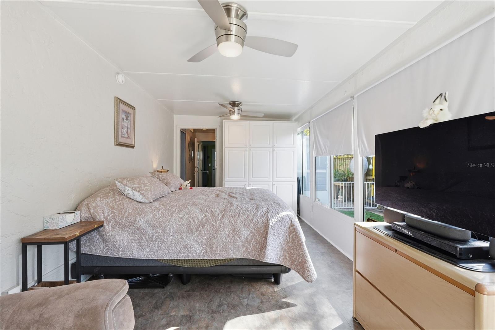 ROOSEVELT GROVES - Residential