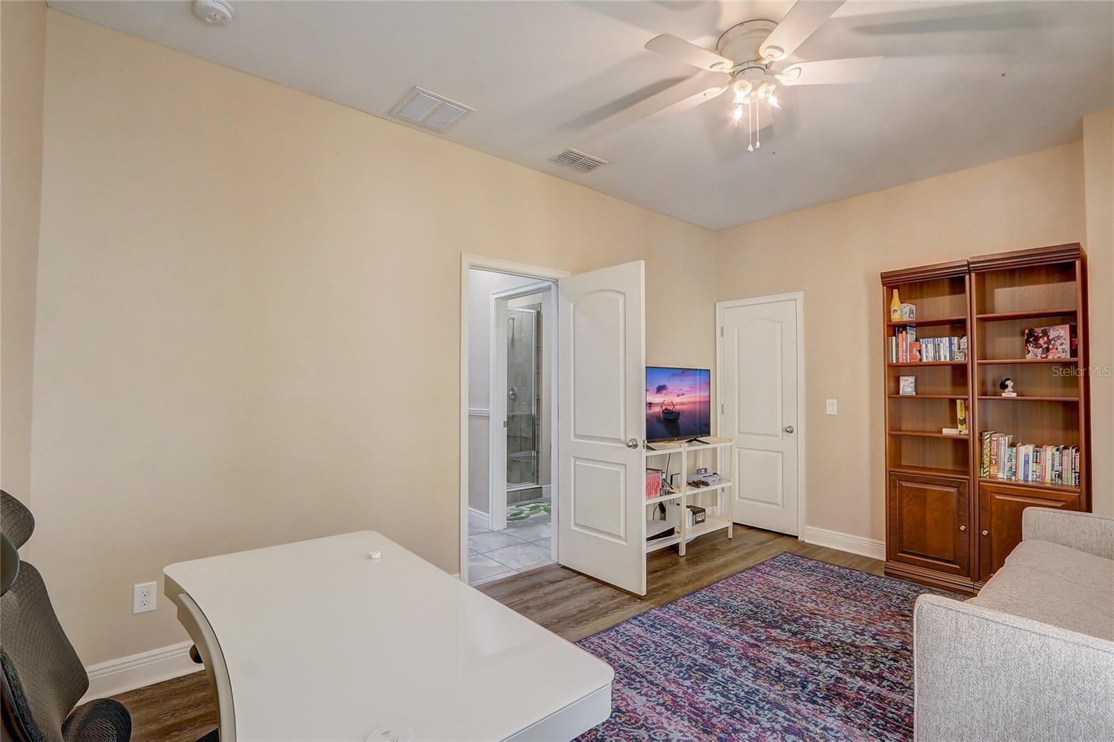 COPLEY SQUARE - Residential