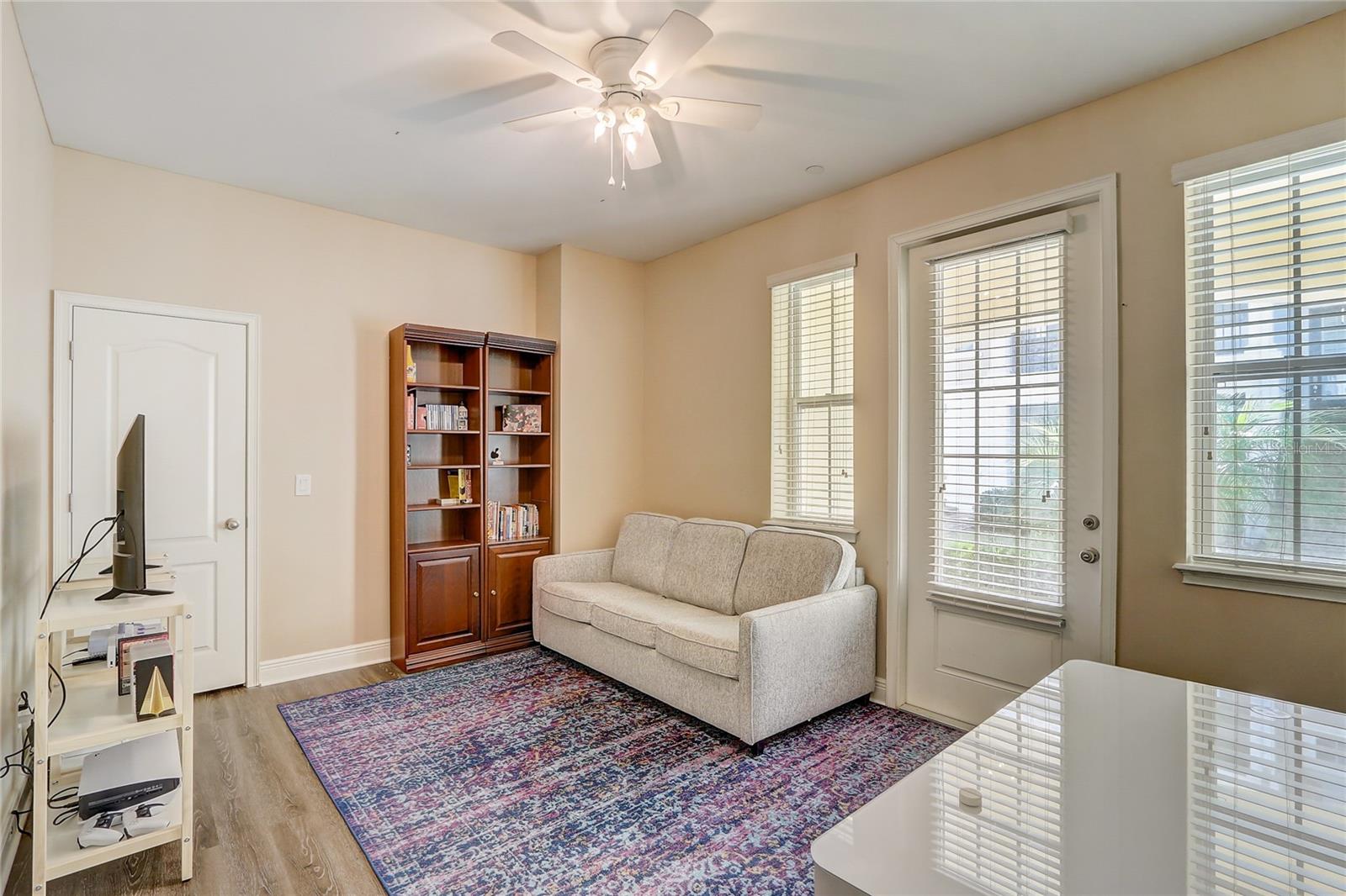 COPLEY SQUARE - Residential