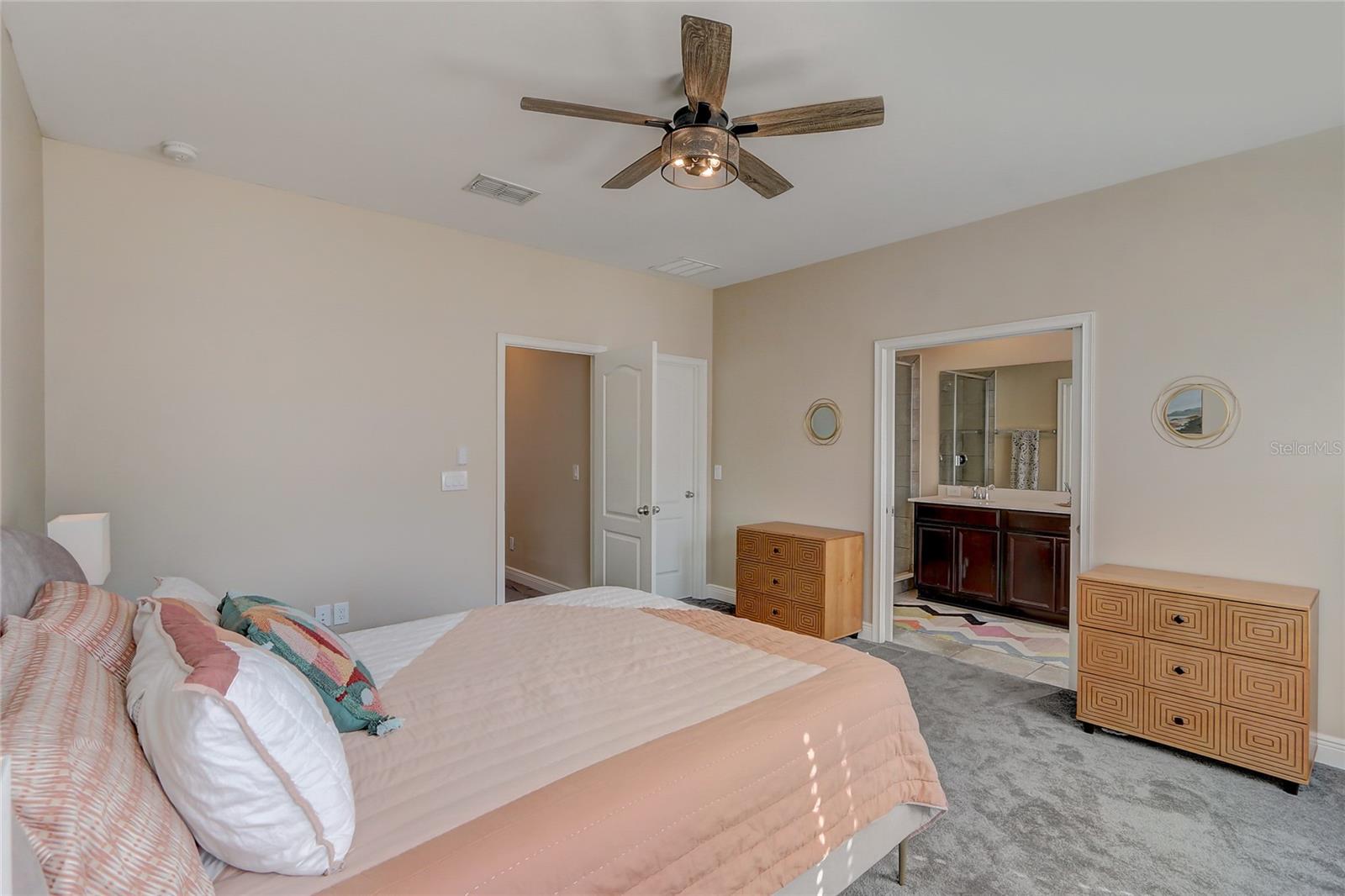 COPLEY SQUARE - Residential