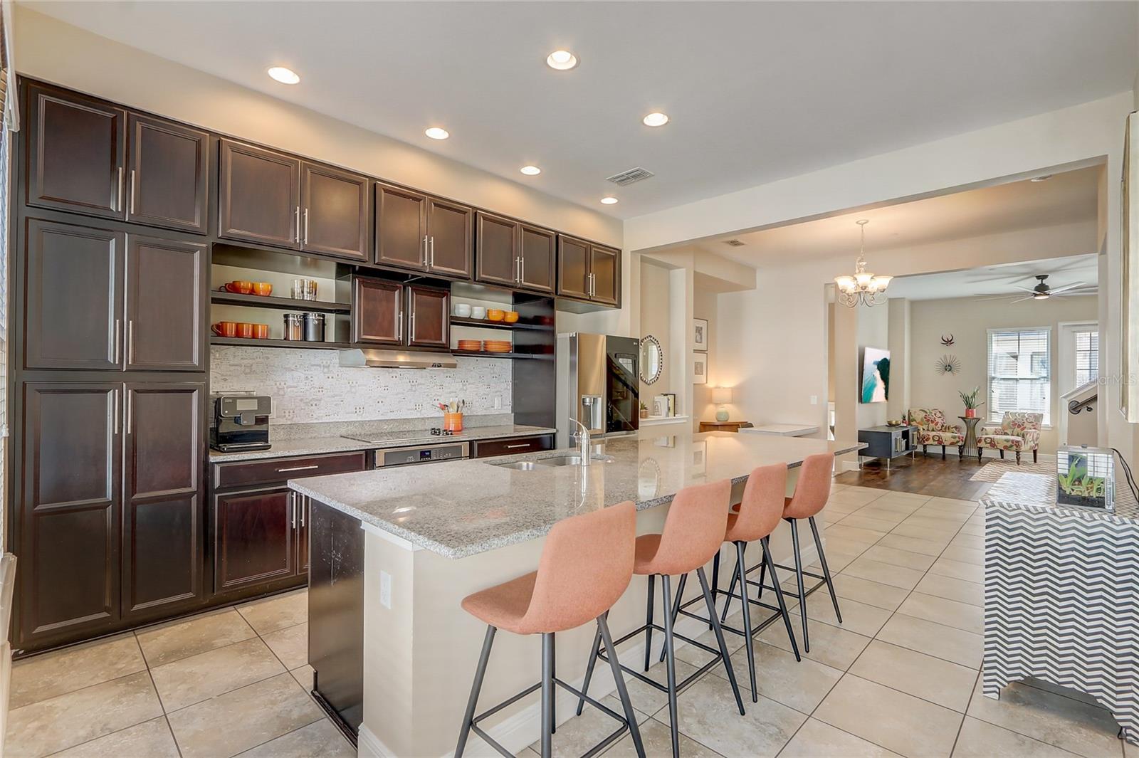 COPLEY SQUARE - Residential