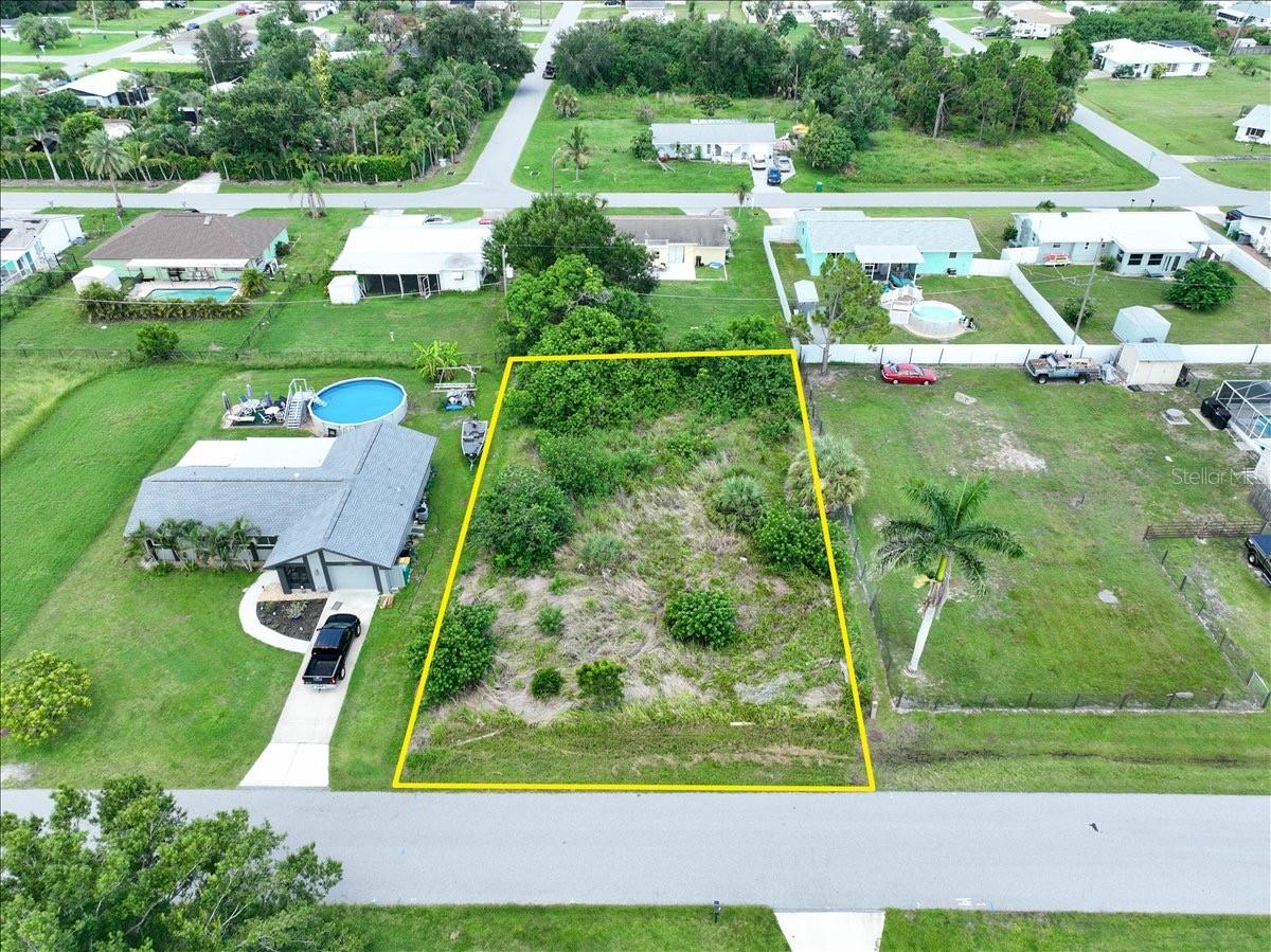 3268 PINETREE STREET