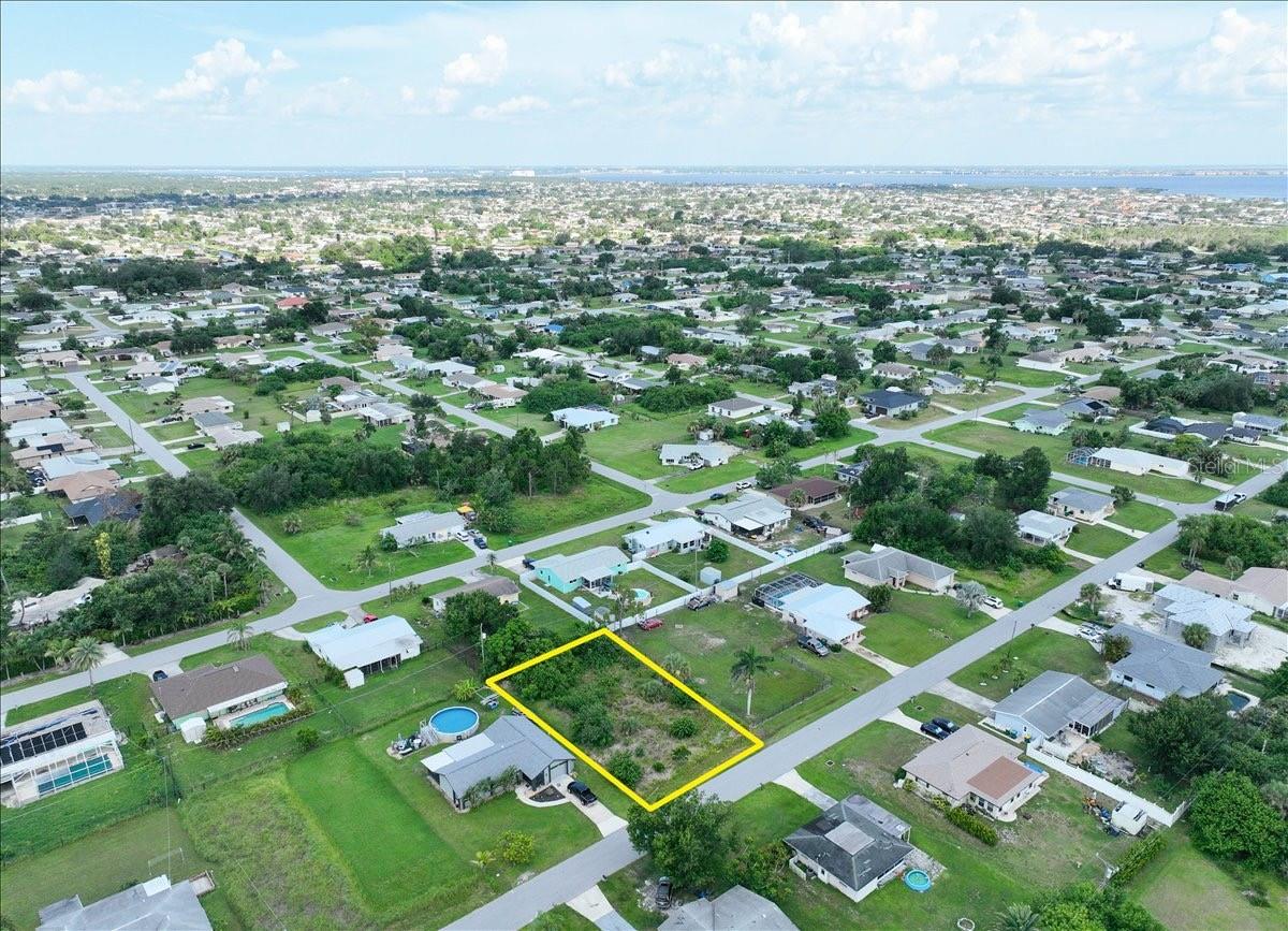 3268 PINETREE STREET