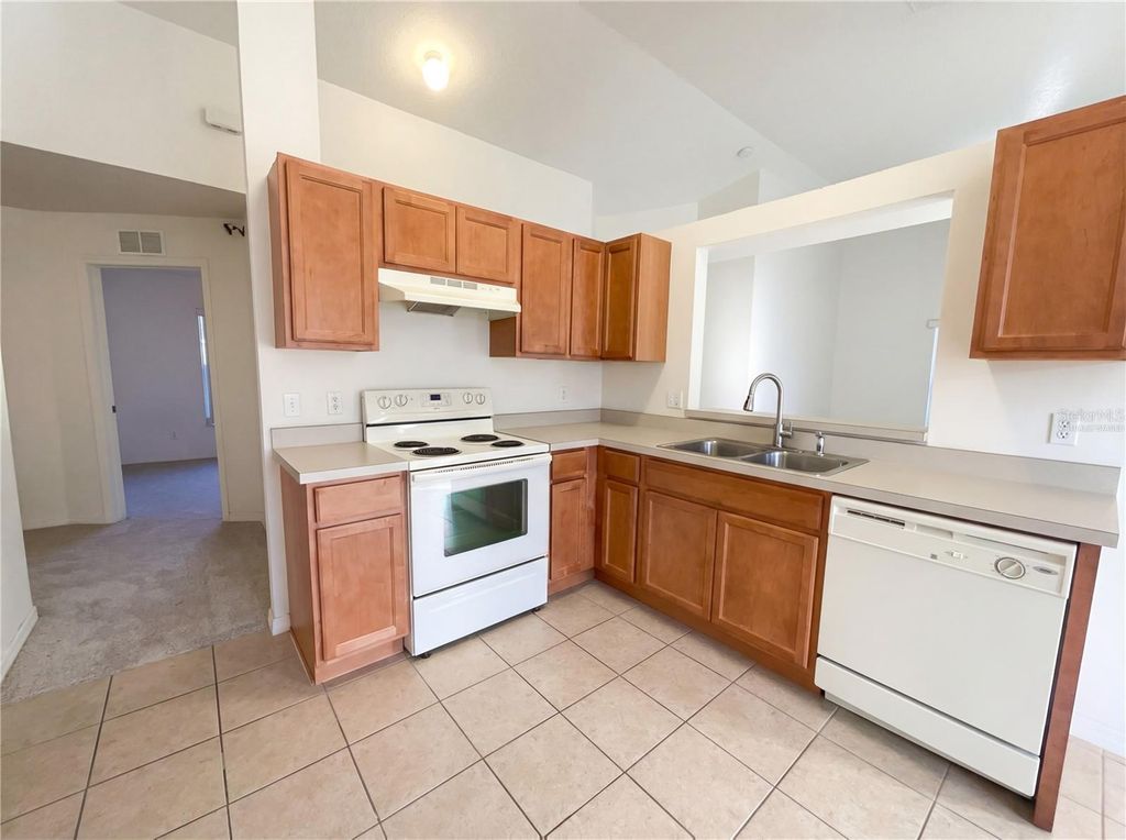 Photo of 3 W 18th Street, Apopka, FL 32703 (MLS # O6377092)