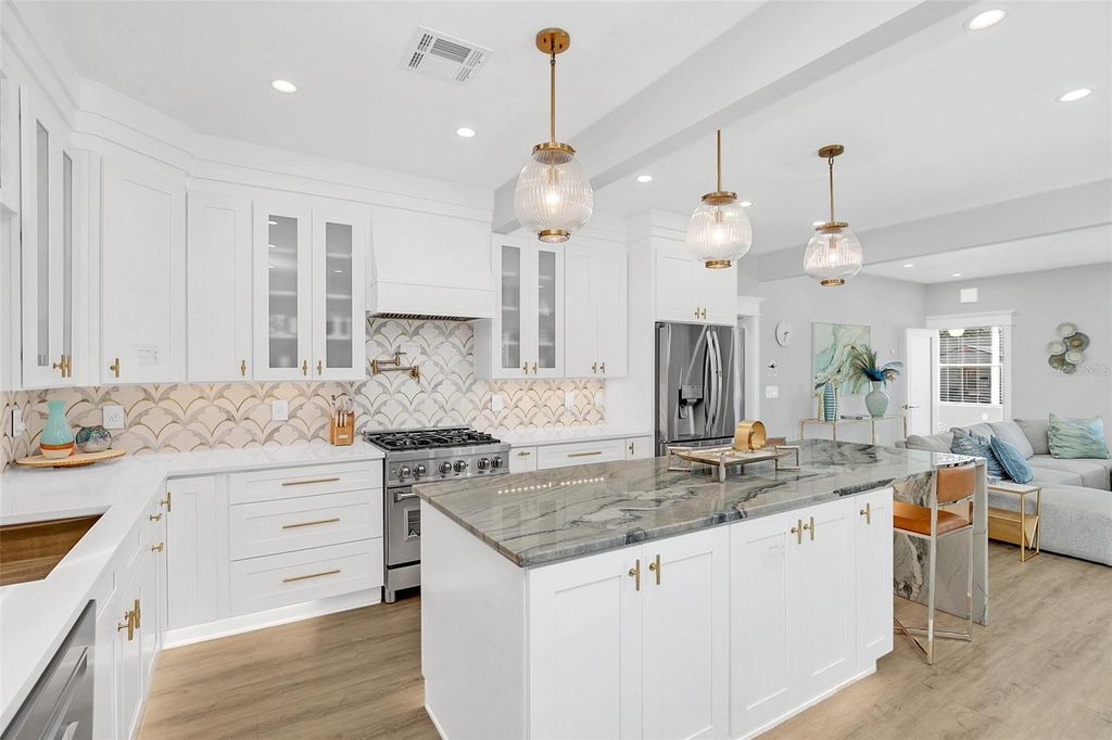 Photo of 413 W Princeton Street, Orlando, FL 32804 (MLS # O6381398)