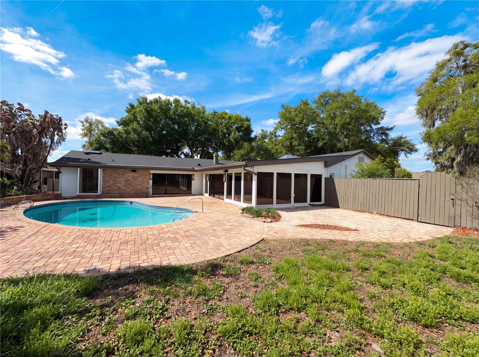 OAKLEIGH THIRD ADD - Residential