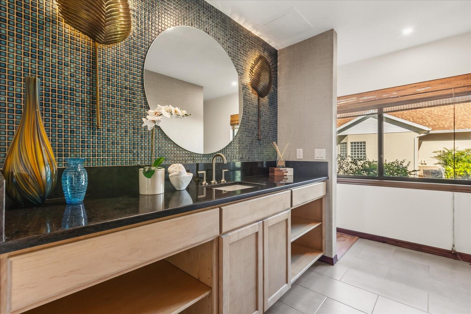 SQUIRREL POINT - Residential