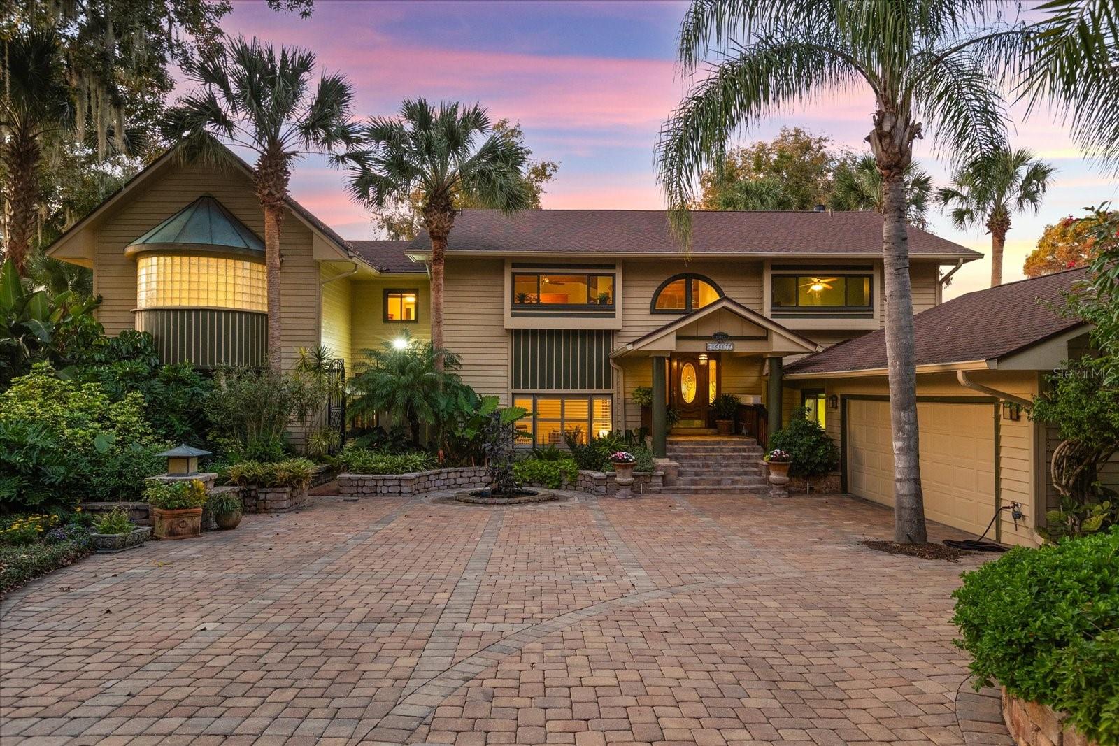 SQUIRREL POINT - Residential