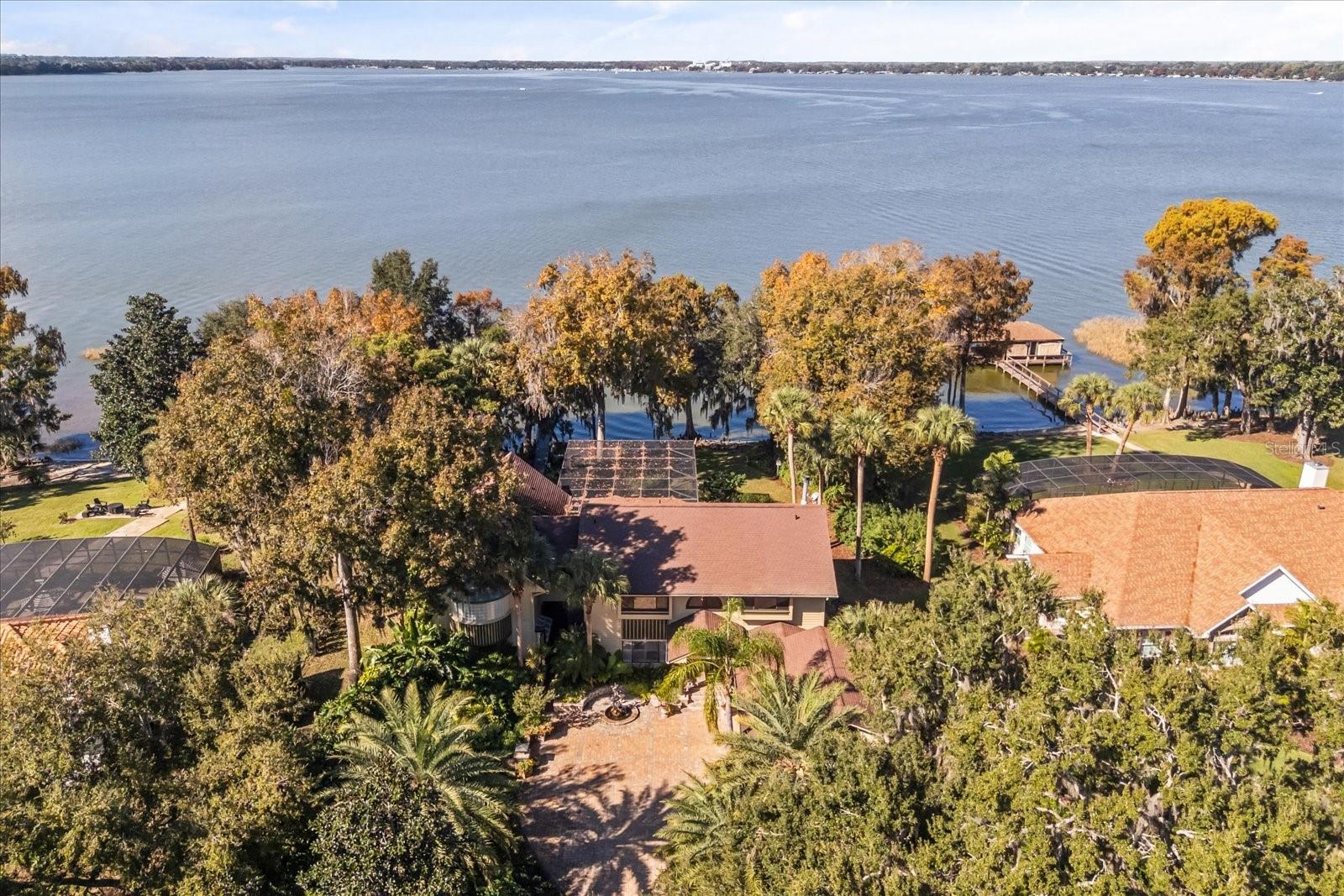 SQUIRREL POINT - Residential