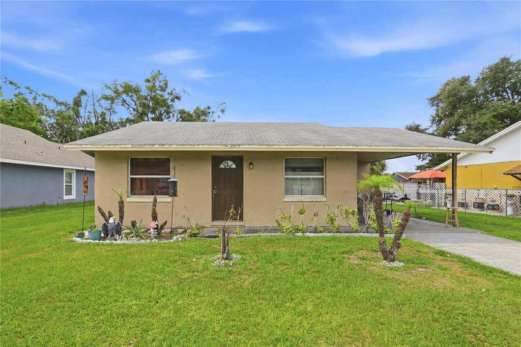Photo of 310 Tarpon Street, Kissimmee, FL 34744 (MLS # O6416290)