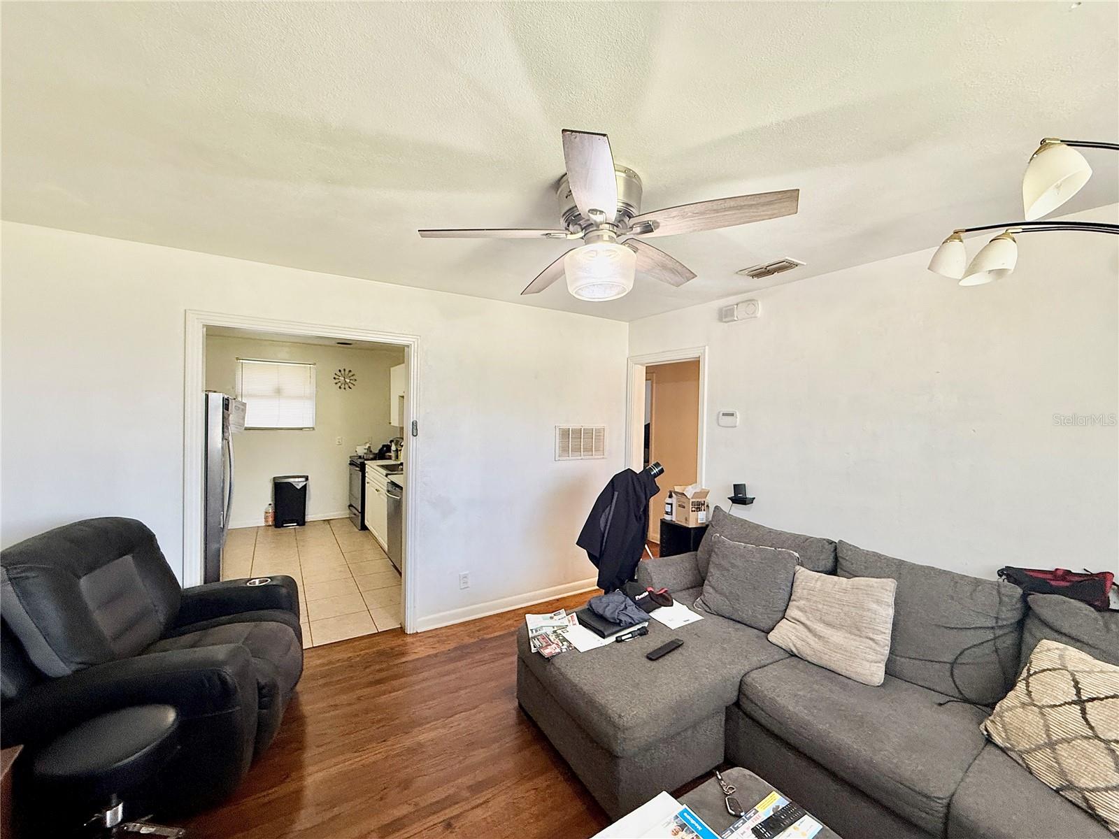 OAK HILL - Residential