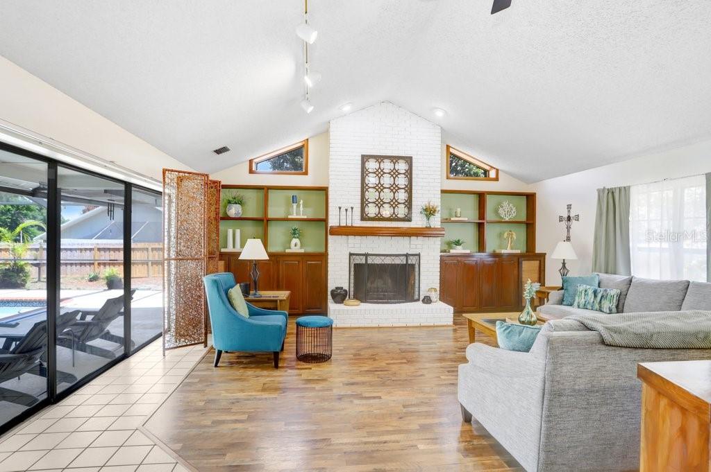 HICKORY HILL - Residential