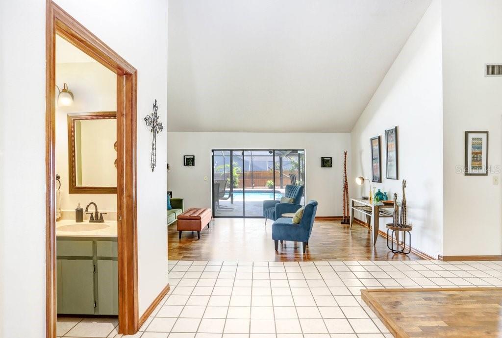 HICKORY HILL - Residential