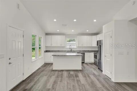 CARLTON VILLAGE PARK - Residential