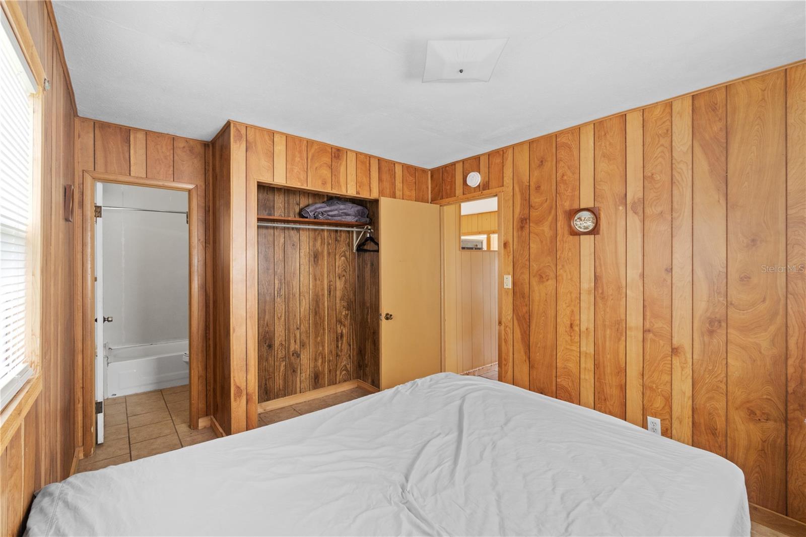 TIOTIE BEACH ESTATES - Commercial Sale