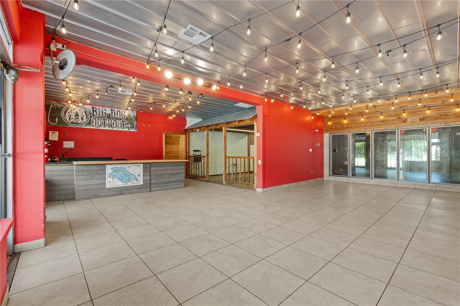 TIOTIE BEACH ESTATES - Commercial Sale