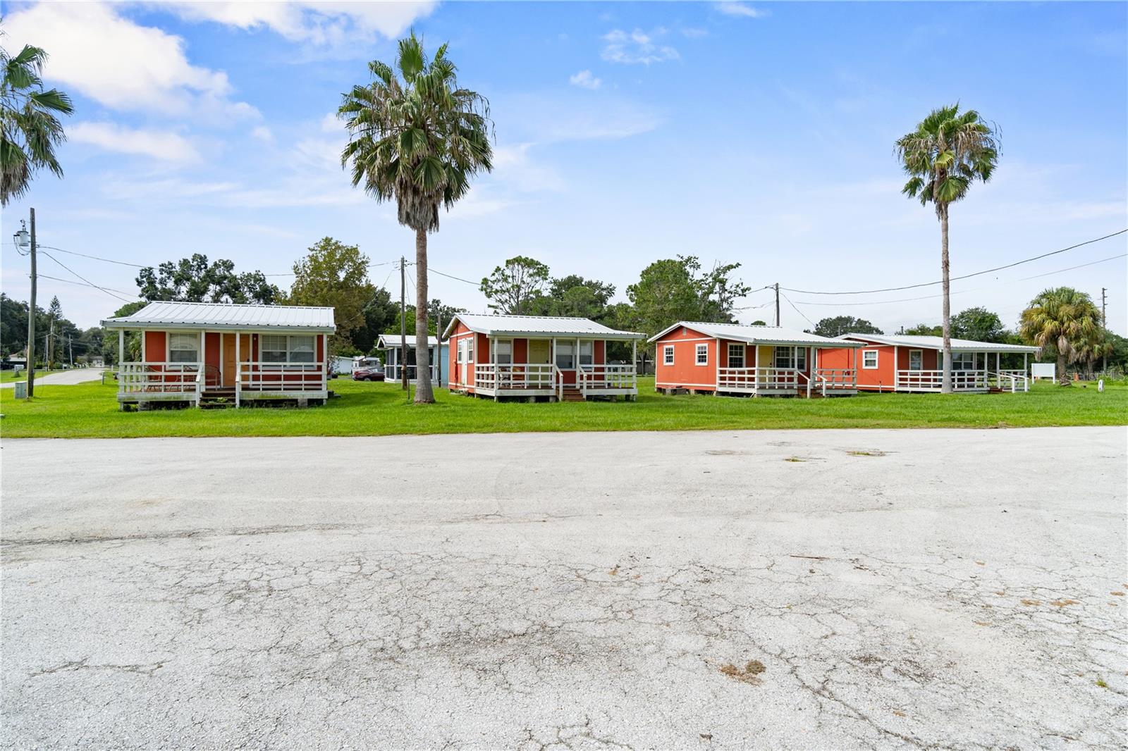 TIOTIE BEACH ESTATES - Commercial Sale
