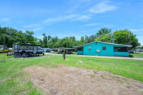 Tiny photo for 55521 Front Street, Astor, FL 32102 (MLS # V4949927)