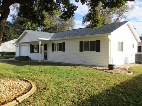 A home in DUNNELLON