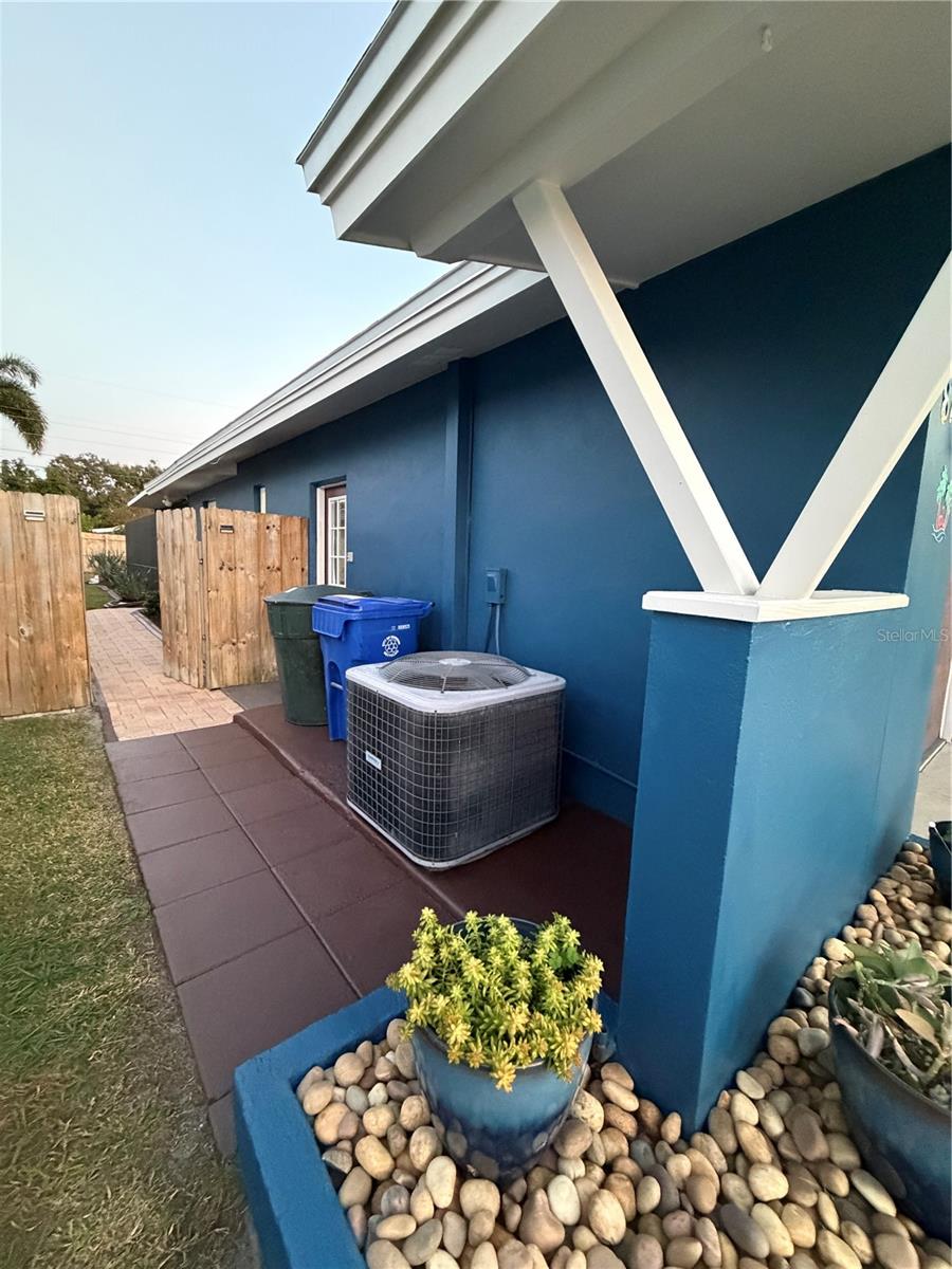 HIGHLAND ESTATES - Residential