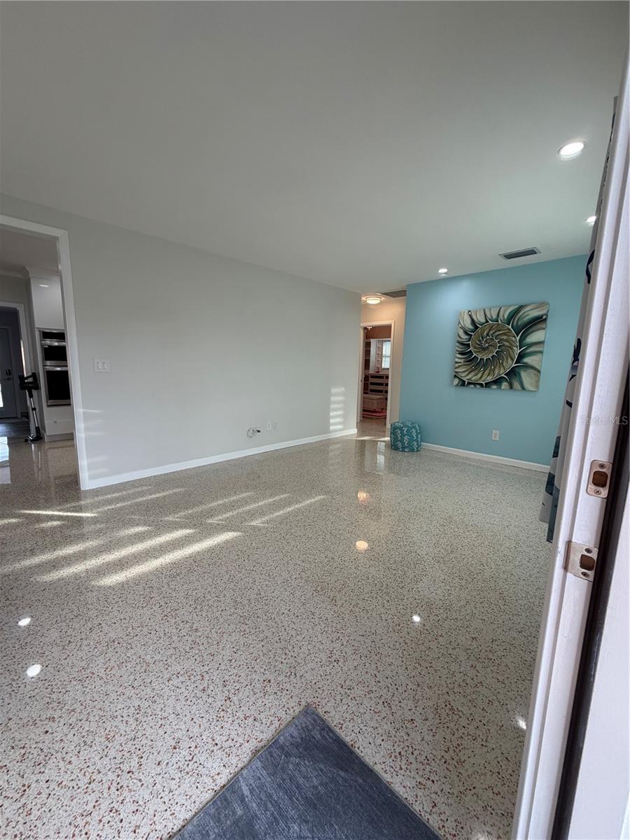 HIGHLAND ESTATES - Residential